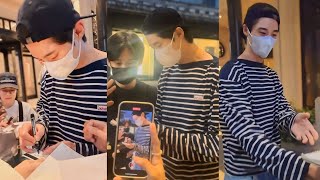 변우석 밀라노에서 팬싸인회 Byeon Woo Seok signs autographs for his fans in Milan 240618