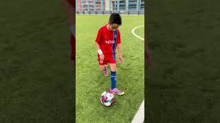 How to do a free kick by Chace Jala #football #psgacademy