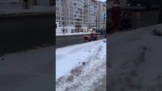 DIY sled with motoblock wandering the Russian streets with Z symbol