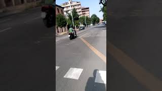 Viaggiare in bicicletta a Bologna tenendo la destra N°1