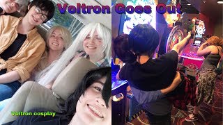 Voltron Goes Out (Voltron Cosplay)