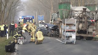 Auto kollidiert mit Trecker: Alte B213 bei Wildeshausen gesperrt