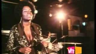 Gloria Gaynor   Reach Out, I'll Be There (1975).wmv