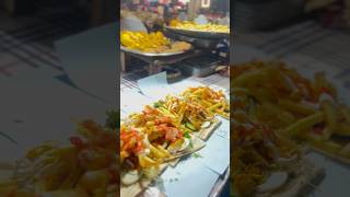 Afghani Burger |Street food| Delicious | #food #viral #shorts #shortvideo #delicious #afghani 😋😍😋