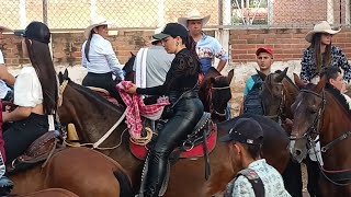 Cabalgata Palermo San Pedro 2023 hermosas mujeres desfilaron