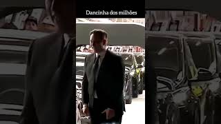 Elon Musk e a dancinha dos milhões.