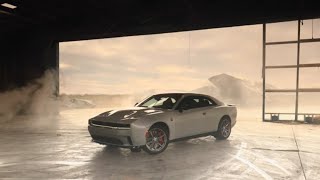 "¡Revive la Leyenda! El Primer Muscle Car Eléctrico del Mundo: Dodge Charger 2024"