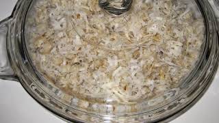 Com Dep Tron Dua (glutinous rice flakes, shredded coconut, sugar)