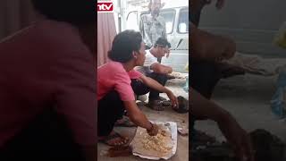 duduk sama rata berdiri tanpa raja..