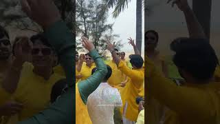 ALY GONI & JASMIN DANCING AT MEHENDI CEREMONY IN GOA | #IMH #shorts #alygoni #jasminbhasin #jasly