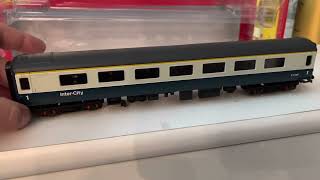 Hornby MK2D coach intercity blue and grey review overpriced airfix tooling!