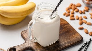 Vegane BANANENMILCH selber machen I super LECKERES & GESUNDES Milchshake Rezept 😋