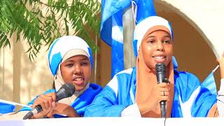 Ardayda Dugsiga Imaamu-Nawawi, Garowe ayaa maanta xusay maalinta Calanka Soomaaliyeed..