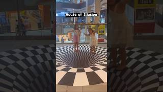 Mind-Bending Magic at Sydney Mall: A Journey Through Illusion #illusion  #schoolholidays