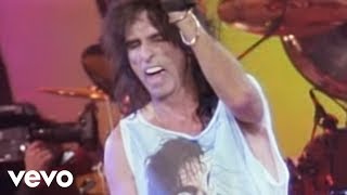 Alice Cooper - Spark in the Dark (from Alice Cooper: Trashes The World)