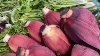 Buy vegetables in Sala Chen Market, Kampong Cham City