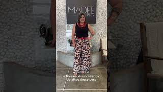 Calça Wide Plus Size Estampa de Onça