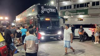 Ônibus da banda grafith saindo da festa em passa e fica para fazer outro show em timbal do sul