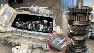 Truck gearbox is broken || gearbox repairing & assembling || truck gearbox repairs