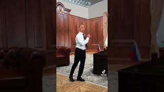 У кого это сегодня день рождение? Путин тикток