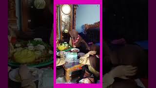 Habis terima laporan hasil belajar, siswa smp ini makan makan nasi tumpeng@rezkysaputraa89