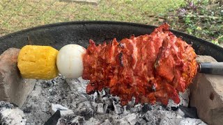 Carne al pastor en asador casero