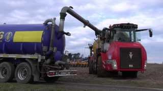 Holmer Terra Variant 600 vs Claas Xerion 3800 am Substart einschlitzen und eingrubbern [HD]