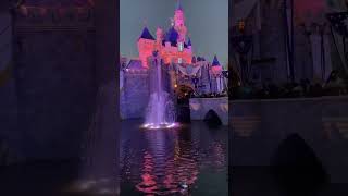 Sleeping beauty castle at night with the newly added fountains! 😍 #disneyland #sleepingbeautycastle