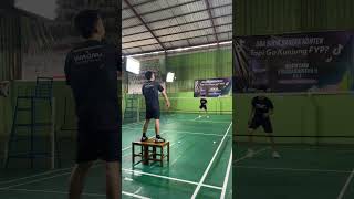 Latihan Defense #defense #badminton #badmintonindonesia #badmintonina #badmintonindo