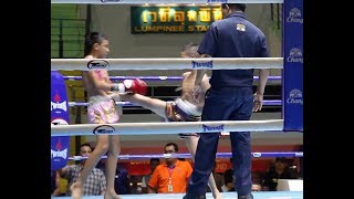 Junior Muay Thai boxing at Lumpinee stadium in Bangkok