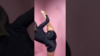 Горячая девушка #бикини #танцы #горячаядевушка #hotgirl #tiktok #tiktokviral #tiktokvideo