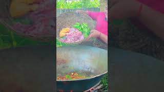 cooking chicken  #primitivevillagelife #mychannel #primitivelife #youtube #cooking #primitivevillage