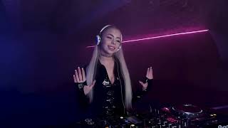 DJ Bella Kri   Live   Progressive House & Melodic Techno Mix   November 2023