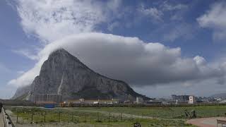 Amazing Time-lapse of Iconic Levanter cloud over the Rock of Gibraltar