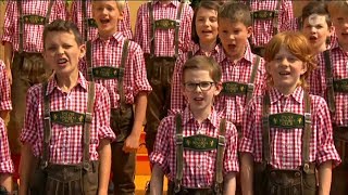 Tölzer Knabenchor "Wohl auf in Gottes schöne Welt" @ ARD "Immer wieder sonntags" (24.06.2018)