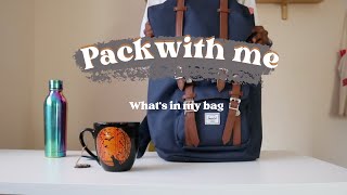 Pack with me | What's in my bag, traveling as a writer [ FR SUB ]