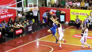 Arki Dikania Wisnu One Handed Dunk