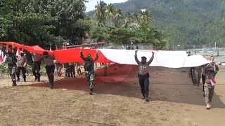 Jelang Peringatan Hut Ri Ke 76, Bendera Merah Putih Raksasa Dibentangkan Di Kawasan Pesisir Selatan