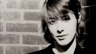 Suzanne Vega  -  Small Blue Thing