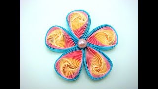 Triangle Twist Quilling flower tutorial