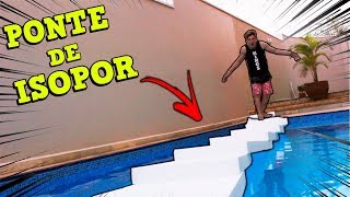 FIZ UMA PONTE DE PLACAS DE ISOPOR NA PISCINA! (ATRAVESSEI)