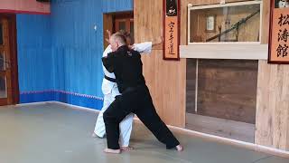 Bassai Sho Bunkai-kumite Nr. 6