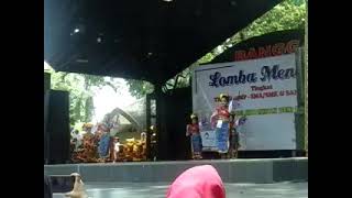 tarian simsim di pasar seni ancol