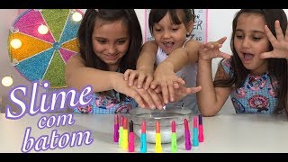 COLOCAMOS 10 BATONS na SLIME - SLIME WITH LIPSTICK / relaxing slime - 3 irmãs demais