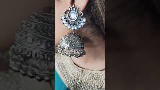 karwa Chauth Makeup #shorts #youtubeshorts #glowymakeuplook #karwachauth #look