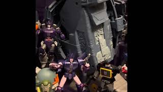 Decepticon clutter…. Need to build a new diorama that allows for all of the cons to be displayed