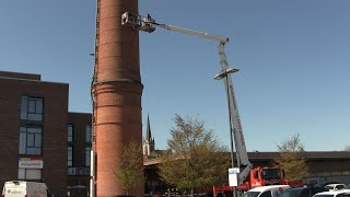 Phoenixgelände Hildesheim Schornstein (49 Meter) Steinwedel LKW - Arbeitsbühne (57 Meter) April 2023