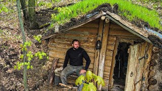 ЗЕМЛЯНКА У РЕКИ | СТРОЮ БАНЮ В ЛЕСУ | САМОДЕЛЬНЫЕ ЧЕБУРЕКИ