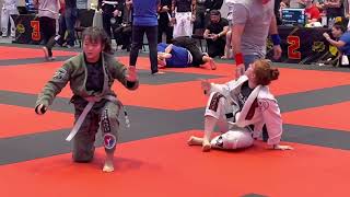 Machado Invitational - Female White Belt BJJ Tournament - Tess Kent vs Mackenzie Bayless