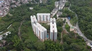 barrio Aguacatal desde la perspectiva de un dron.